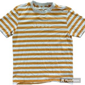 GUESS Short Sleeve Gold Striped Tee Crewneck Size Medium